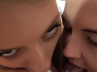 Rebecca Volpetti and Cindy Shine sloppy blowjob