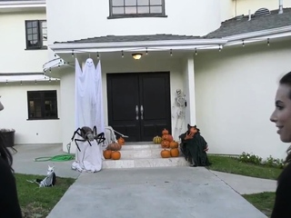 Teens share black dick and lick