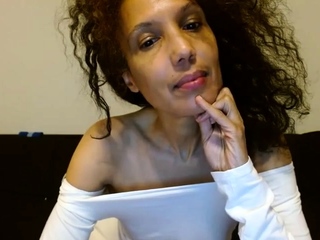 Amateur Webcam Chick Masturbates On Webcam More at