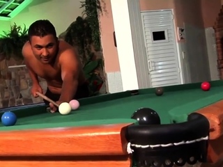 Lana Paes trepa com irmão da amiga – Lana