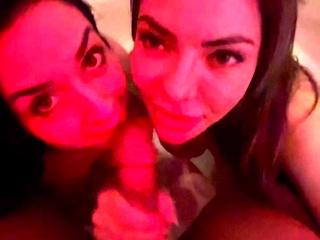 Threesome Blowjob Blonde Hardcore Brunette Amateur