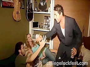 Coed chicks go lesbo at frat party