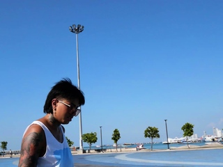 Thai skater teen relaxing on a big cock